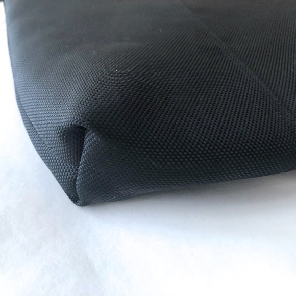 new Timbuk2  15" computer padded pouch cover bag black - Picture 4 of 7